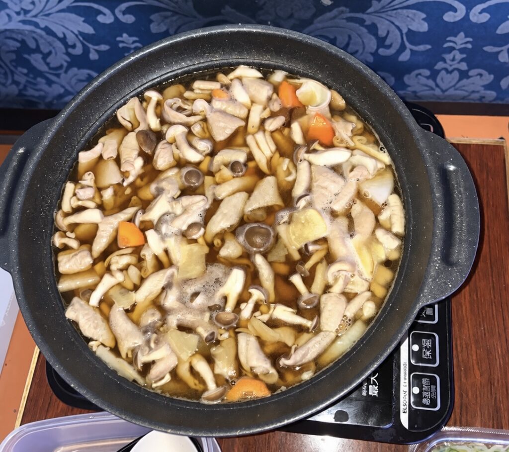 野菜たっぷりモツ煮