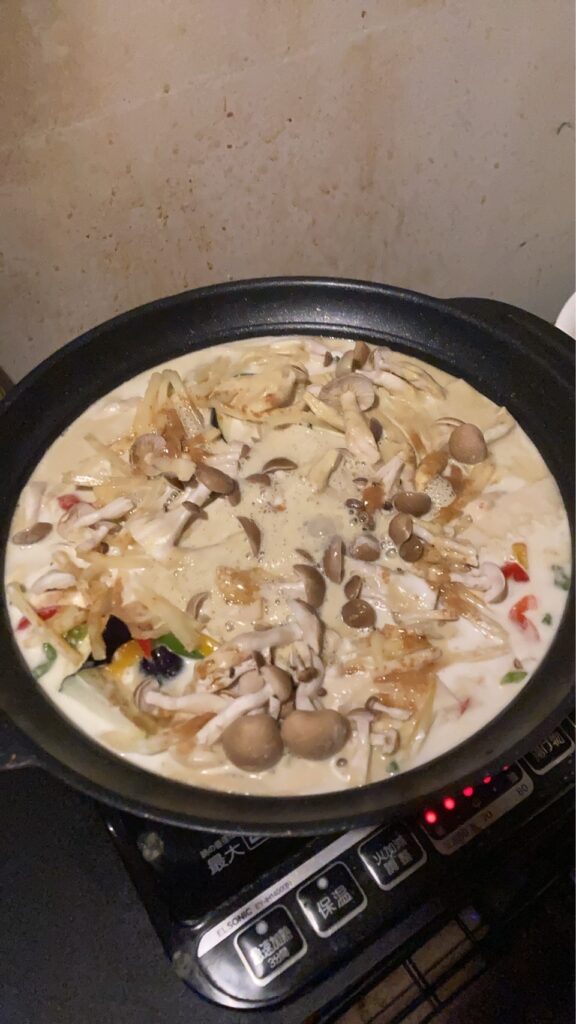タイ風モツ煮・グリーンカレー仕立て
